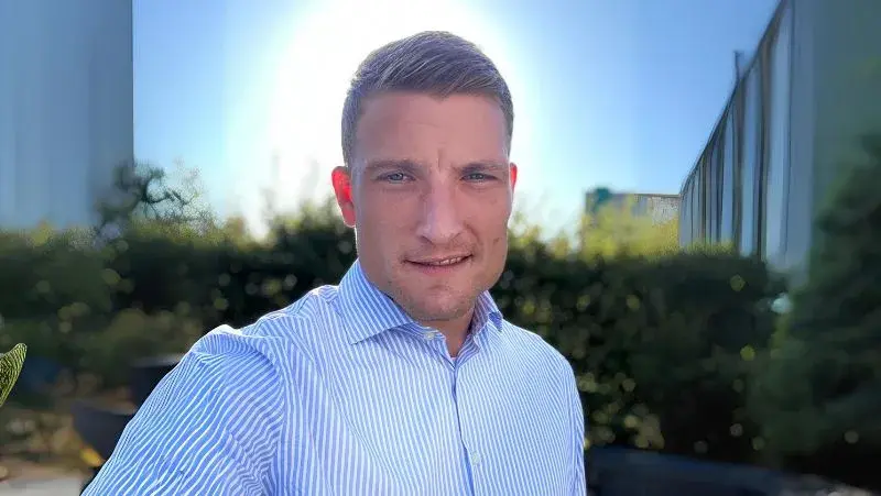 Mitarbeiter-Geschichte Dominik Niederlassungsleiter