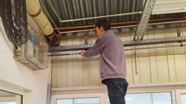 Mitarbeiter-Geschichte Tim Servicetechniker RWA /BMA