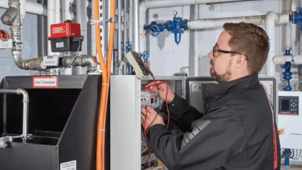 Mitarbeiter-Geschichte Thorsten Servicetechniker-Weiterbildung